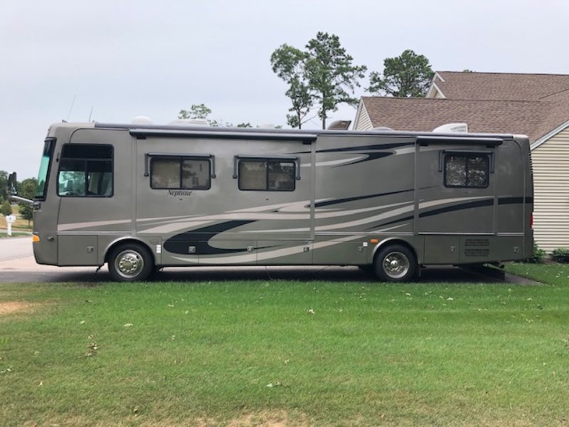 2006 Holiday Rambler Neptune 36SBT, Class A Diesel RV For Sale By