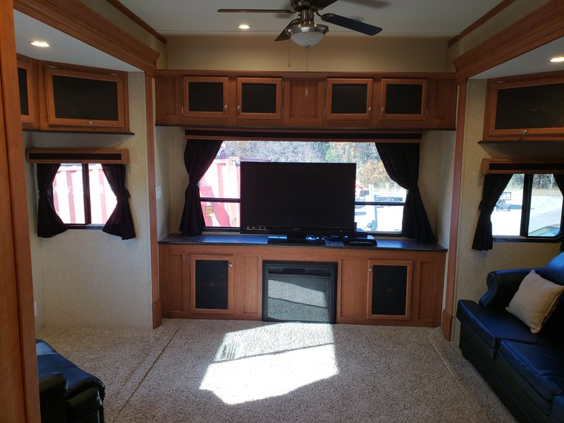 2015 Recreation by Design Monte Carlo Platinum signature series, 5th