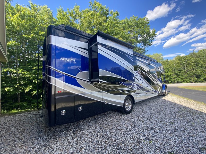 2022 Jayco Seneca Prestige, Class B RV For Sale By Owner In Auburn ...