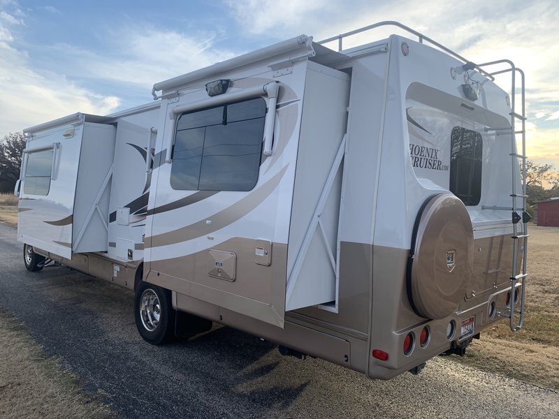 2016 Phoenix Cruiser 2910T, Class C RV For Sale By Owner in Noble