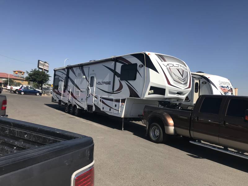 2013 Dutchmen Voltage M 3950, Toy Haulers 5th Wheels RV