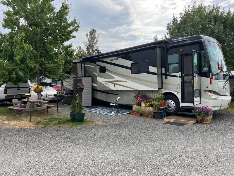 Used 2011 Tiffin Phaeton 40QTH for Sale by Owner in Tillamook, Oregon RVT
