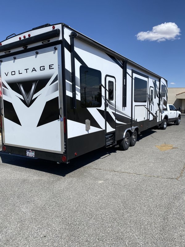2020 Keystone Voltage 3635, Toy Haulers 5th Wheels RV For Sale By Owner