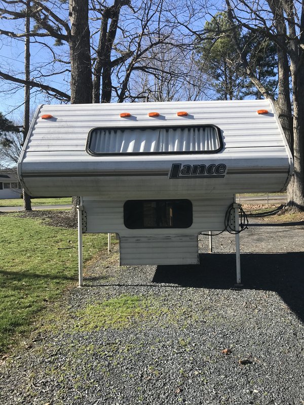 2002 Lance 835, Truck Campers RV For Sale By Owner in Asheboro, North