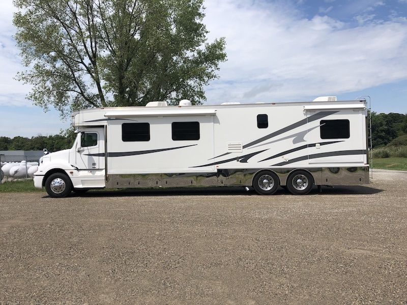 2008 Haulmark 3 Slide, Class C RV For Sale in Brookville, Ohio RVT