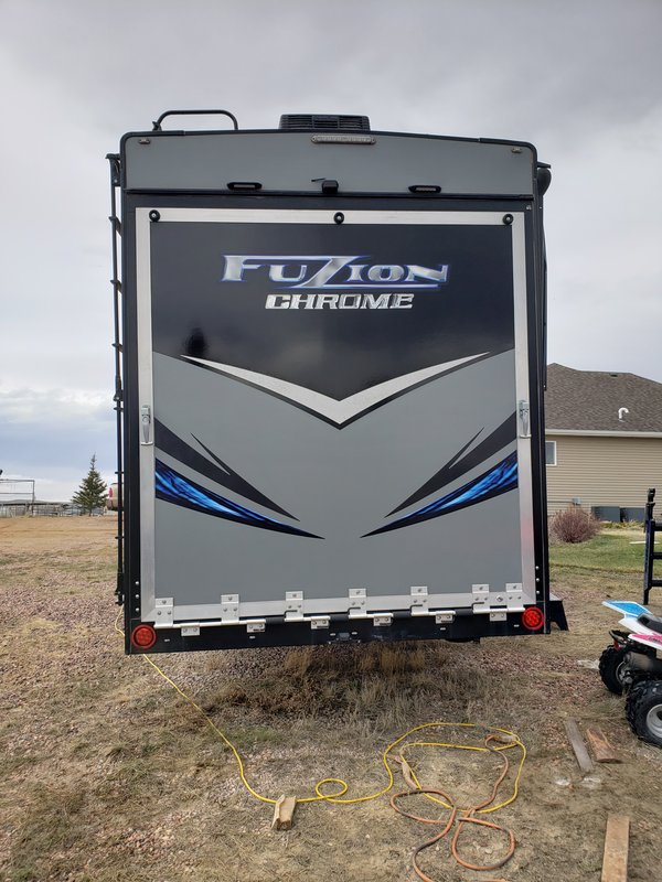 2016 Keystone Fuzion chrome 420 chrome pkg, Toy Haulers 5th Wheels RV