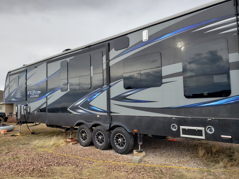 2016 Keystone Fuzion chrome 420 chrome pkg, Toy Haulers 5th Wheels RV