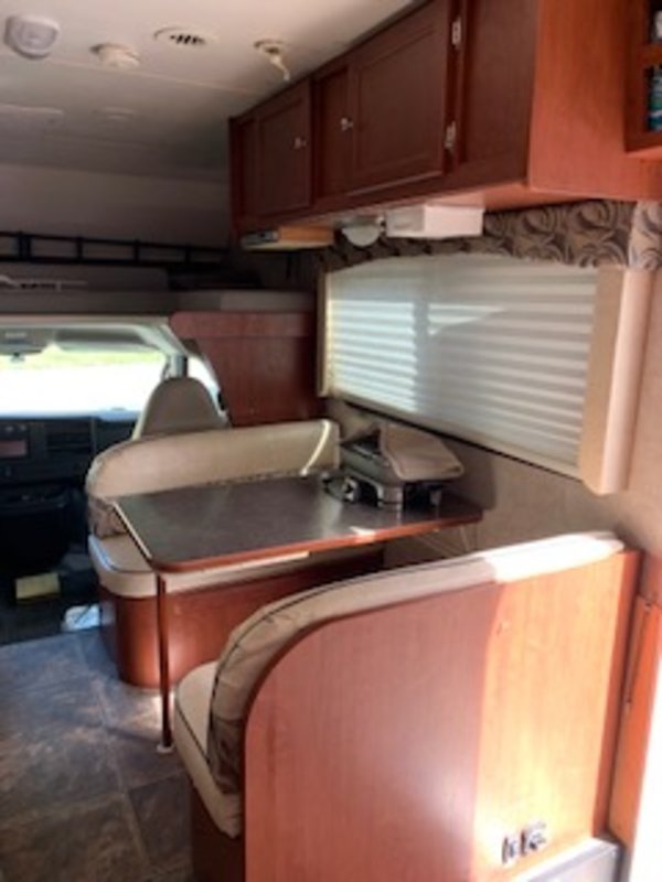 2014 Itasca Spirit 25B, Class C RV For Sale By Owner in St Augustine