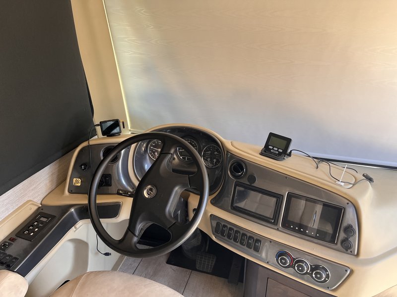 Used 2020 Tiffin Allegro RED 33AL for Sale by Owner in Destrehan