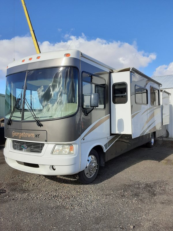 2005 Forest River 370 XL, Class A Gas RV For Sale By Owner