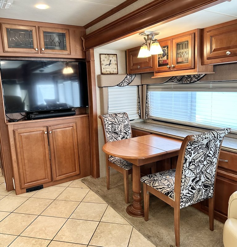 2011 Thor Motor Coach Tuscany 42RQ, Class A Diesel RV For Sale By