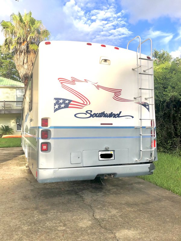 1997 Fleetwood Southwind 35MLS Ford, Class A Gas RV For Sale By