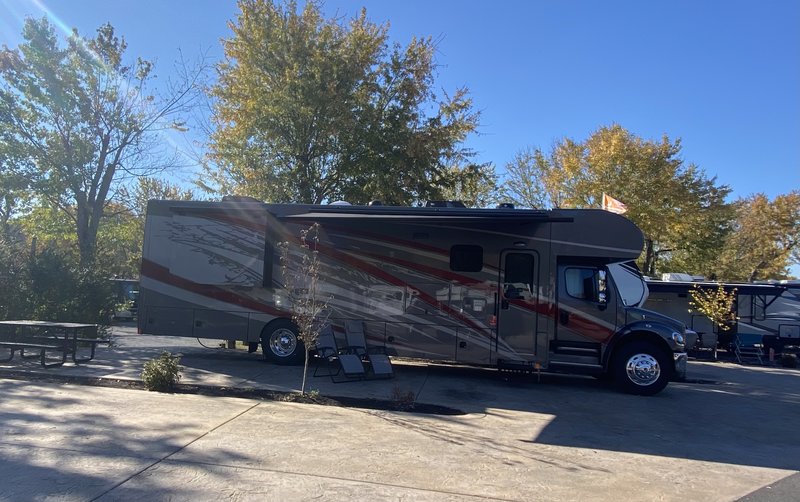 2022 Renegade Valencia 38RW, Class C RV For Sale By Owner in Dayton, Tennessee 515496