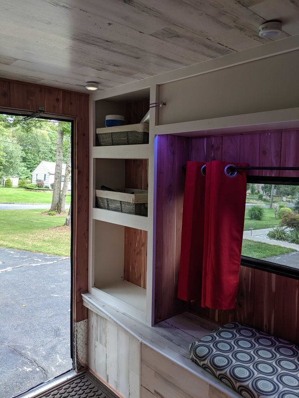 2007 Capri Camper Retreat, Truck Campers RV For Sale By Owner in Fort