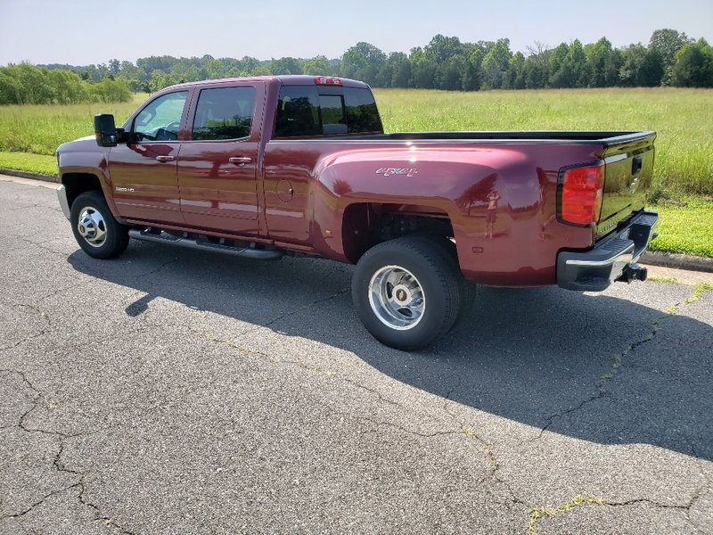 2015 Chevrolet Silverado 3500HD LT 4WD Crew Cab Dually, Trucks RV For